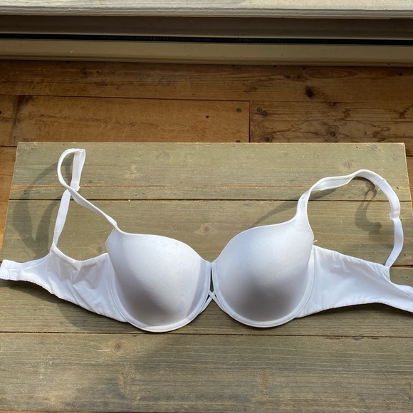 La Senza Bra - Picture 1 of 3